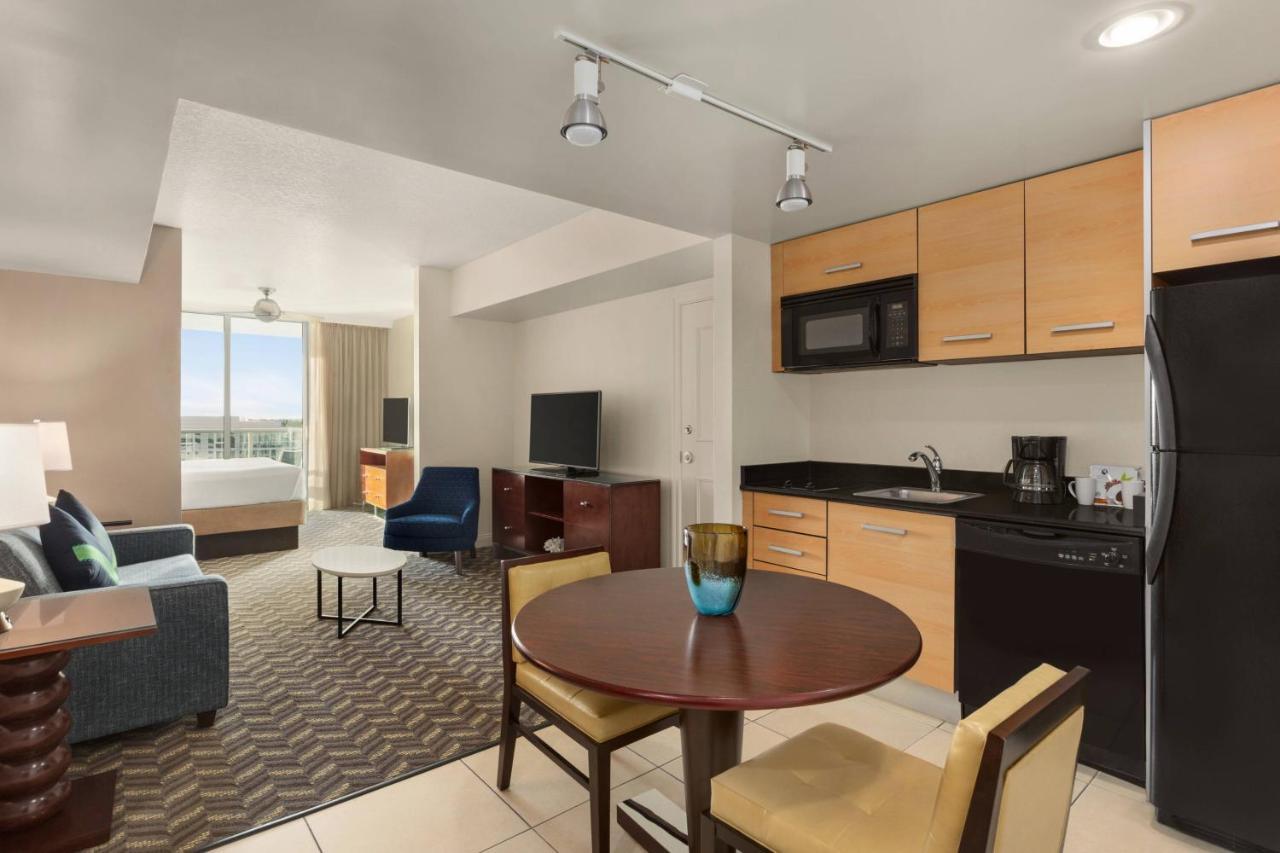 By Marriott Intracoastal Hotel Fort Lauderdale
